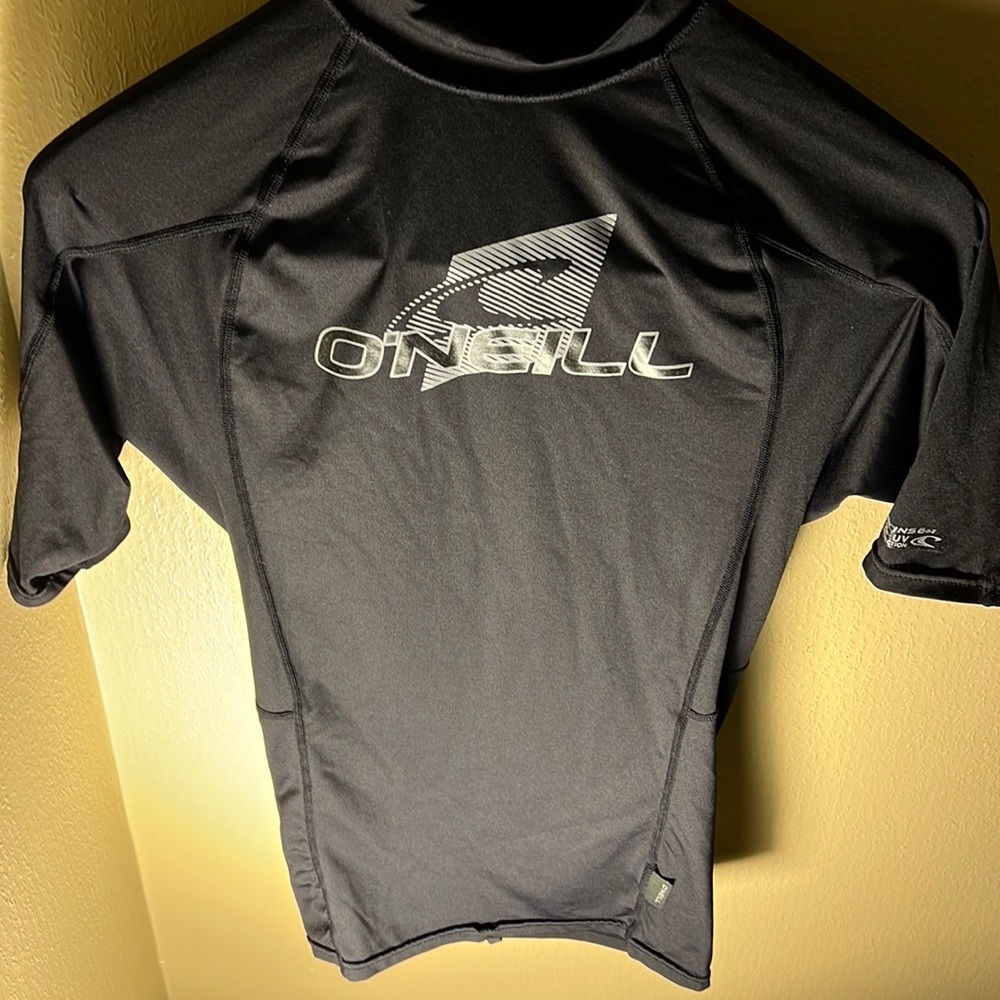 O’NEILL Women’s Skins 6oz UPF Rashguard Color Black Size Small